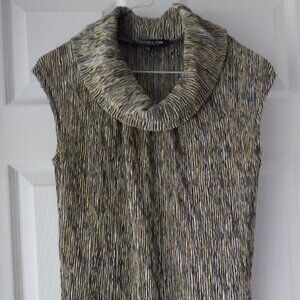 Jones New York Women's Sleeveless top Collar Multi Color Size Small Stretch Chic